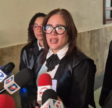 Aplazan para el viernes audiencia de medida de coerción contra diez imputados en fraude millonario a entidad financiera