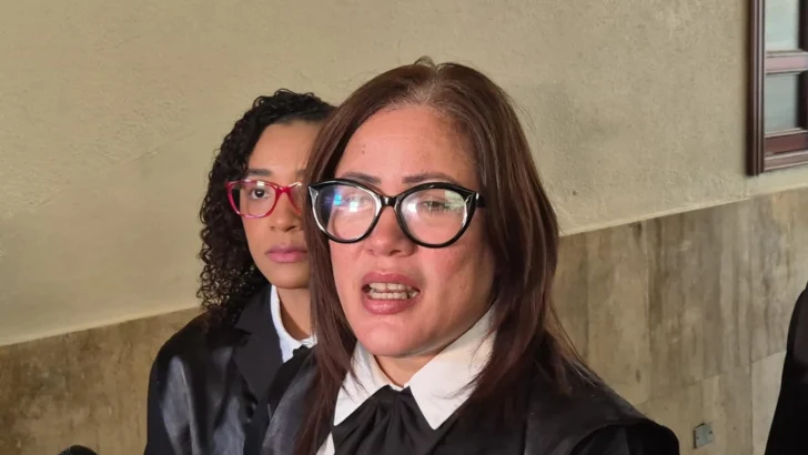 Aplazan para el viernes audiencia de medida de coerción contra diez imputados en fraude millonario a entidad financiera