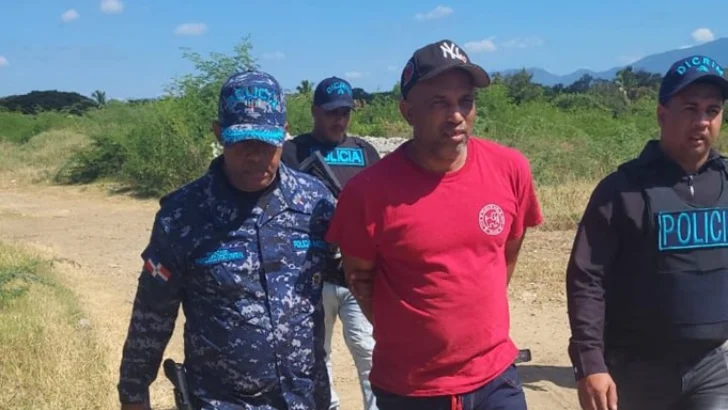 Policía apresa joven que baleó a otro en riña por presunta deuda Policía apresa joven que baleó a otro en riña por presunta deuda
