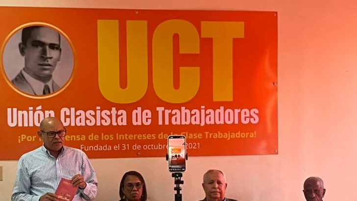 Julio Aníbal Suárez defiende la cesantía y advierte que eliminarla sería un retroceso laboral