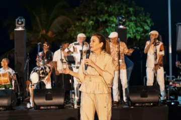 Concierto del Grupo Bonyé para las madres en el Malecón Deportivo atrajo más de 4 mil personas Concierto del Grupo Bonyé para las madres en el Malecón Deportivo atrajo más de 4 mil personas