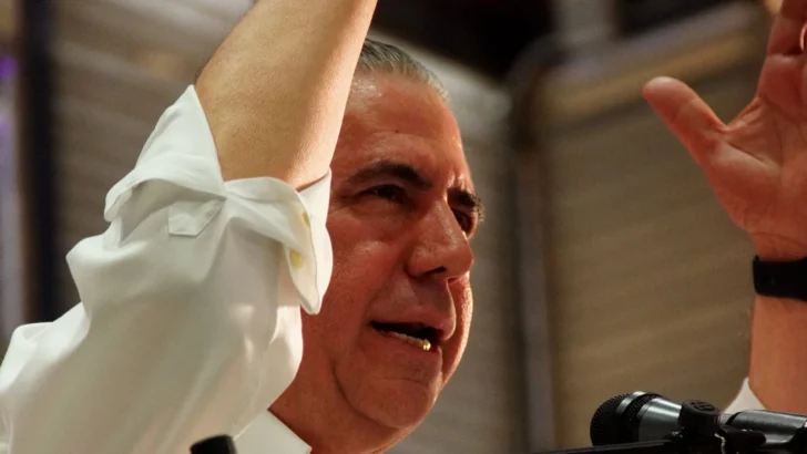 Francisco Javier García llena el bajo techo de Las Carreras y lanza su carrera por la candidatura presidencial del PLD