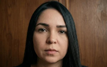 Mujer pide protección para ella, su hija y su madre en el Día de las Madres Mujer pide protección para ella, su hija y su madre en el Día de las Madres