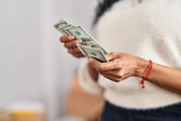 Apreciación del peso domina el mercado cambiario en 2026