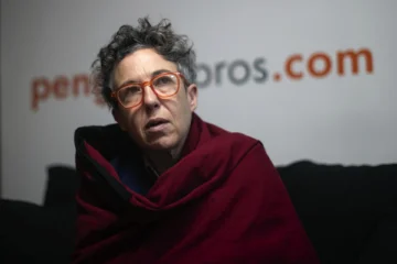 Gabriela Cabezón Cámara denuncia gobierno de Argentina desata una 
