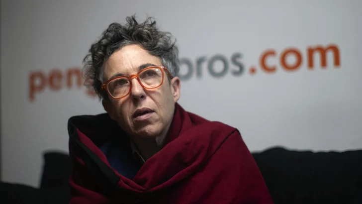Gabriela Cabezón Cámara denuncia gobierno de Argentina desata una 