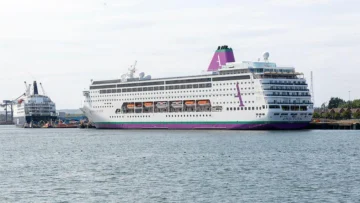 Más de 1.700 personas confinadas en un crucero en Francia tras la sospecha de un brote gastrointestinal y la muerte de un pasajero