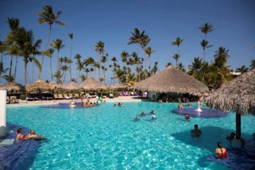 Hoteles, bares y restaurantes crece 5.9 % impulsados por auge del turismo en RD