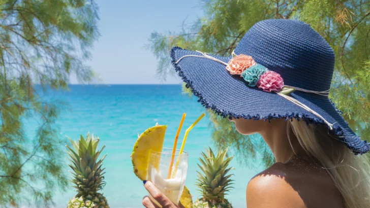 Norteamérica impulsa el turismo dominicano, pero la región enfrenta incertidumbre global y costos de viajes