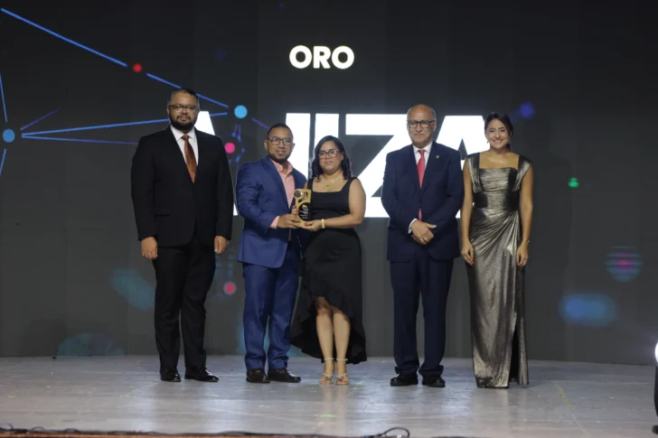 Ajiza Agroindustrial reafirma su liderazgo con el Oro en calidad del sector privado