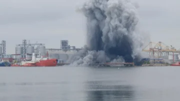 Drone marítimo ucraniano se desvía y explota en puerto rumano tras ser interferido por Rusia, indica Kiev