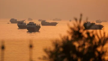 En directo: agencia de la ONU suspende la evacuación de buques en el estrecho de Ormuz tras ataque a una embarcación