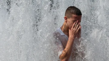 Europa y EE. UU. encaran ola de calor histórica entre incendios y alertas sanitarias