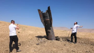 Israel se prepara para varios días de conflicto a pesar del anuncio de Irán sobre el cese de los ataques