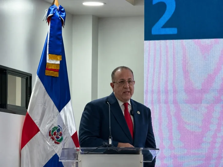 Gobierno proyecta ahorrar RD$ 10,000 millones mediante revisión de subsidios sociales