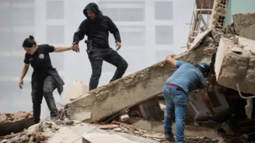 Al menos 235 muertos y 4.300 heridos a causa de los potentes terremotos en Venezuela; buscan a contrarreloj a sobrevivientes