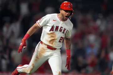 José Siri deja en el terreno a los Astros con imparable decisivo en el décimo inning José Siri deja en el terreno a los Astros con imparable decisivo en el décimo inning