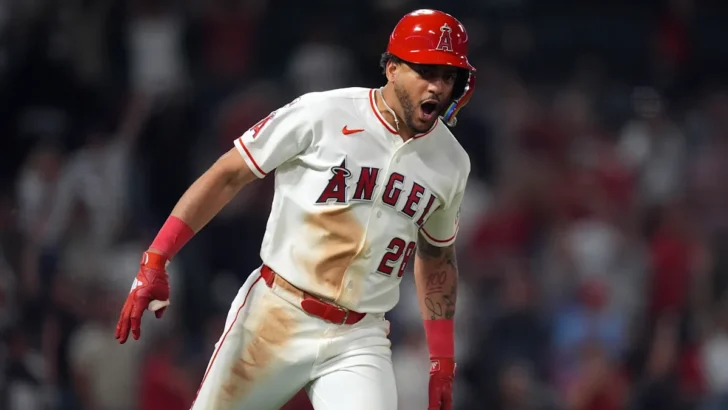 José Siri deja en el terreno a los Astros con imparable decisivo en el décimo inning