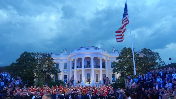 Trump celebra sus 80 años con una inédita cartelera de UFC en la Casa Blanca
