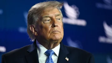 Trump endurece su ofensiva contra los impuestos digitales y eleva la tensión con la Unión Europea