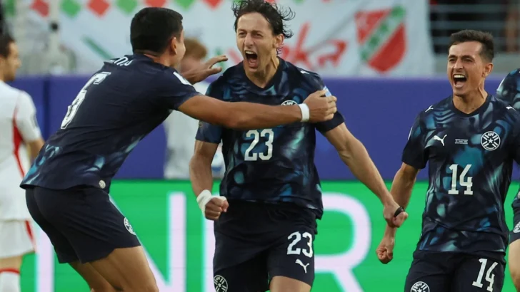 Paraguay sorprende a Turquía y queda a un paso de los dieciseisavos de final
