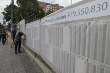 Colombianos inician votación para elegir al presidente que sucederá a Gustavo Petro