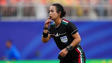 Katia Itzel García, la primer árbitra de América Latina en dirigir en un partido del Mundial masculino