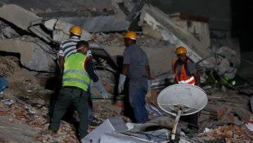 Al menos 32 muertos y más de 700 heridos por un potente terremoto doble que causó graves daños en Venezuela