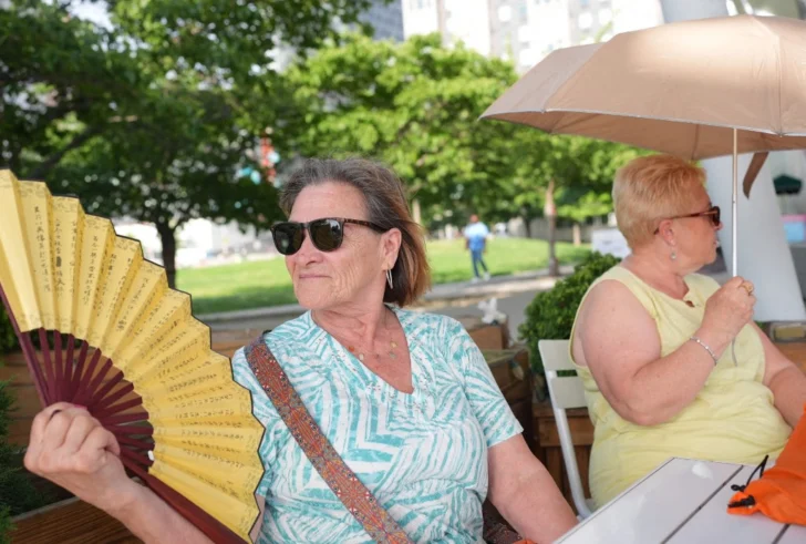 Nueva York bajo fuego: la ola de calor que pone en alerta a la diáspora dominicana
