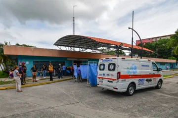 Más de 50.000 desaparecidos tras terremotos en Venezuela, afirma alto cargo de la ONU a AFP