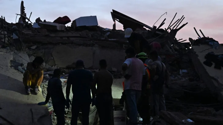 Se eleva a 2.295 los fallecidos por el doble terremoto de hace una semana en Venezuela