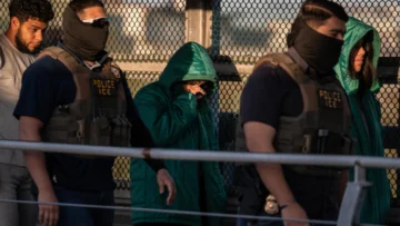 ¿Qué implica el fallo judicial en EE. UU. a favor de las deportaciones aceleradas de Trump?