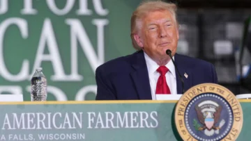 Trump termina antes de tiempo una entrevista con NBC e insulta a la presentadora