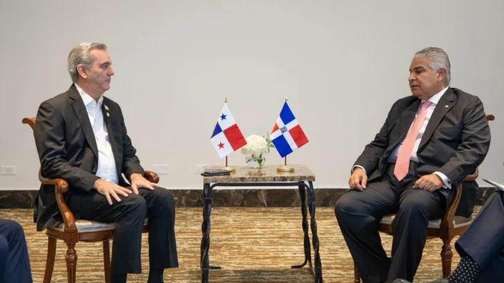 Panamá elimina el requisito de visa a los dominicanos con efecto inmediato