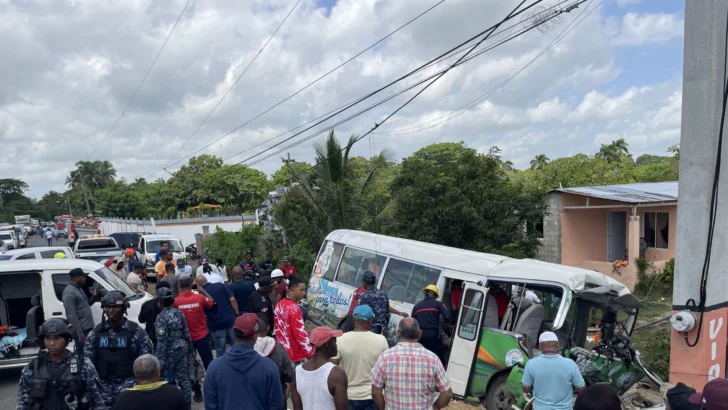 Accidente de vehículo de Supérate deja 16 heridos en trayecto entre Consuelo y Hato Mayor