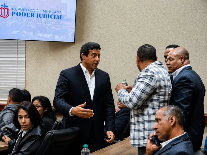 Adan-Caceres-Silvestre-El-poderoso-general-que-paso-de-custodiar-al-presidente-a-recibir-20-anos-de-prision-3-728x546