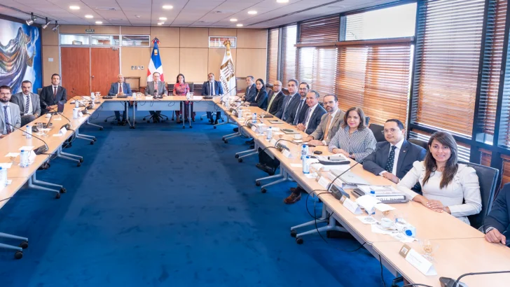 Misión del FMI estima un crecimiento al 4 % y una inflación dentro del rango meta al término de 2026 para República Dominicana
