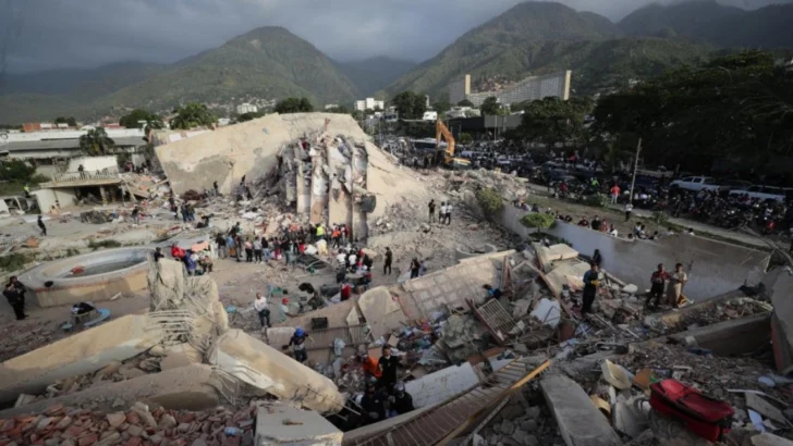 Venezuela ha recibido a más de 1.600 rescatistas para atender a víctimas de los terremotos