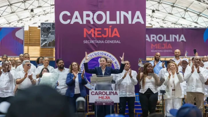 Carolina Mejía afirma que será presidenta y promete compartir la victoria con quienes la apoyen Carolina Mejía afirma que será presidenta y promete compartir la victoria con quienes la apoyen