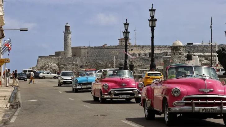 Hoy Cuba pierde turistas, pero mañana podría competir por el liderazgo turístico del Caribe