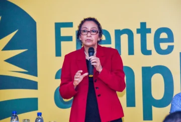 Frente Amplio rechaza inclusión del presidente de Cuba en lista de sanciones de Estados Unidos