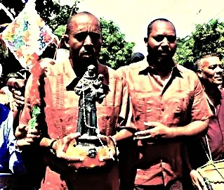 Este-es-el-San-Antonio-negro-de-los-Guillen-Foto-Dago Este-es-el-San-Antonio-negro-de-los-Guillen-Foto-Dago