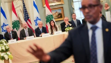 ¿Qué obstáculos enfrenta la implementación del anunciado cese al fuego entre Israel y Líbano?