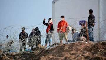 ¿En qué consiste el nuevo reglamento europeo que habilita la expulsión de migrantes a terceros países?