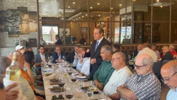 Francisco Javier propone en NY fondo millonario para que la diáspora invierta en el país