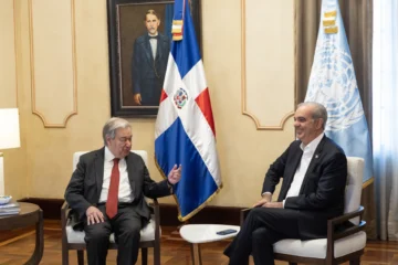 Guterres se reúne con Abinader y dice que restablecer seguridad en Haití es 