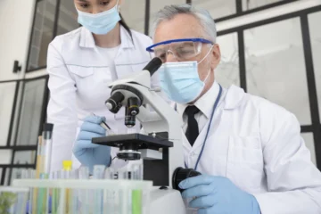 Médicos en formación presentan 72 trabajos en la segunda edición del Desafío Científico Adium