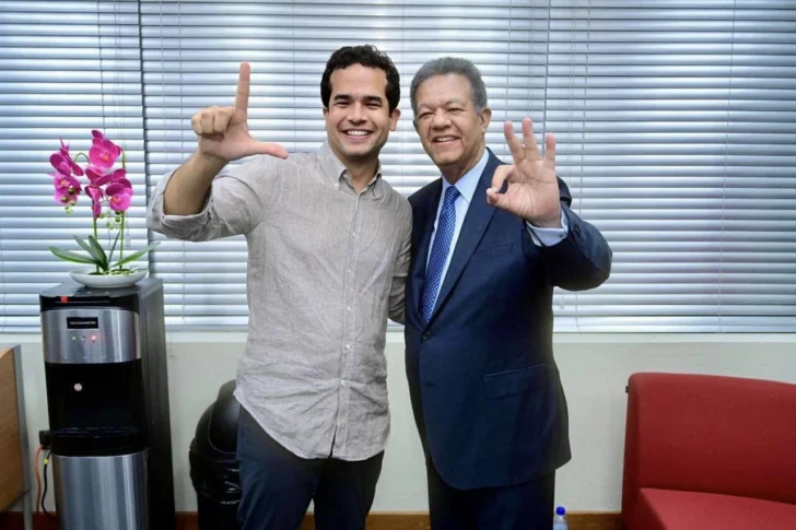 Leonel Fernández dice encuestas no le envían al retiro y no descarta aspirar en 2028: “Eso lo definen las circunstancias”