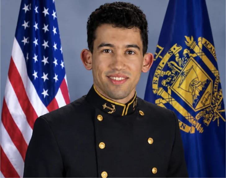 Liam Rodríguez, el joven de ascendencia dominicana que se graduó con honores en Ingeniería Nuclear en EE.UU