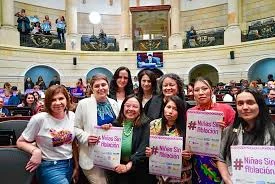 Congreso aprueba prohibir la mutilación genital femenina